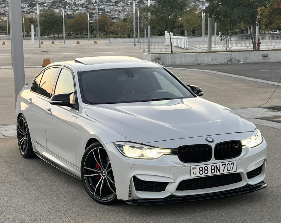 2016 BMW 328 - Image 1