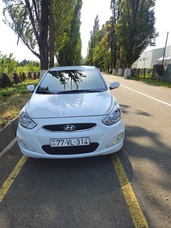 2017 Hyundai Accent - Image 1