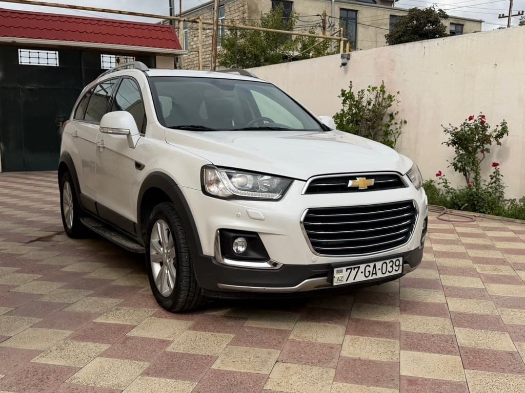 2018 Chevrolet Captiva - Image 1