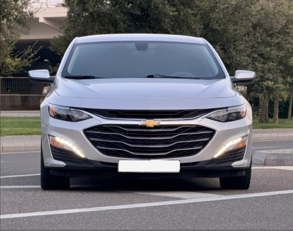 2022 Chevrolet Malibu - Image 1