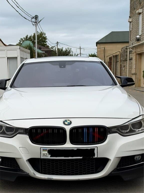 2015 BMW 328 - Image 1