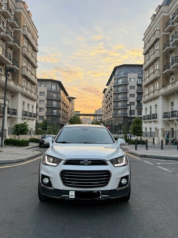 2016 Chevrolet Captiva - Image 1