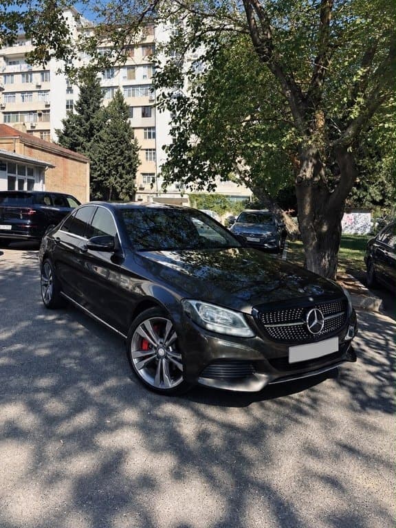 2014 Mercedes C 300 - Image 1