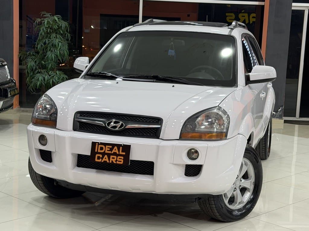 2008 Hyundai Tucson - Image 1