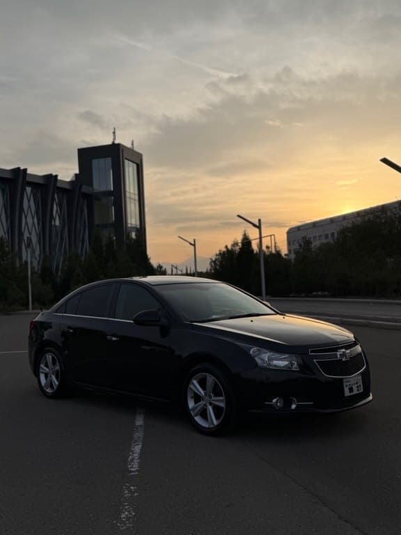 2014 Chevrolet Cruze - Image 1