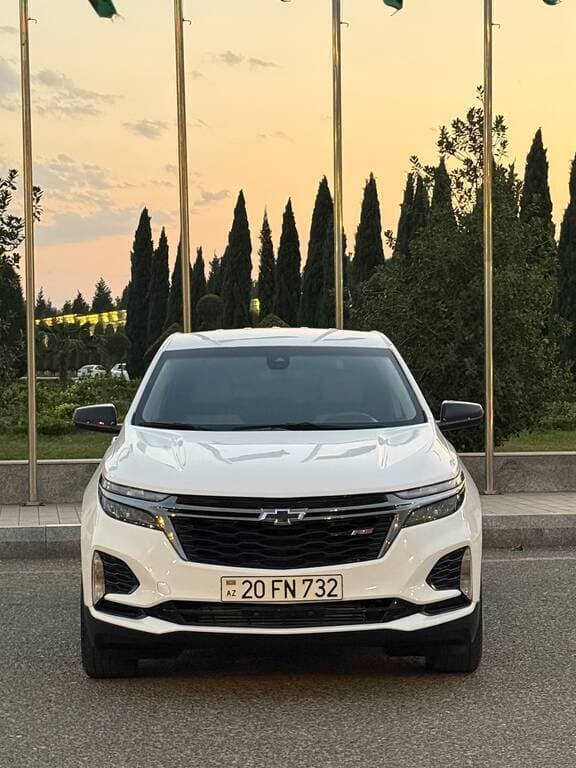 2023 Chevrolet Equinox - Image 1