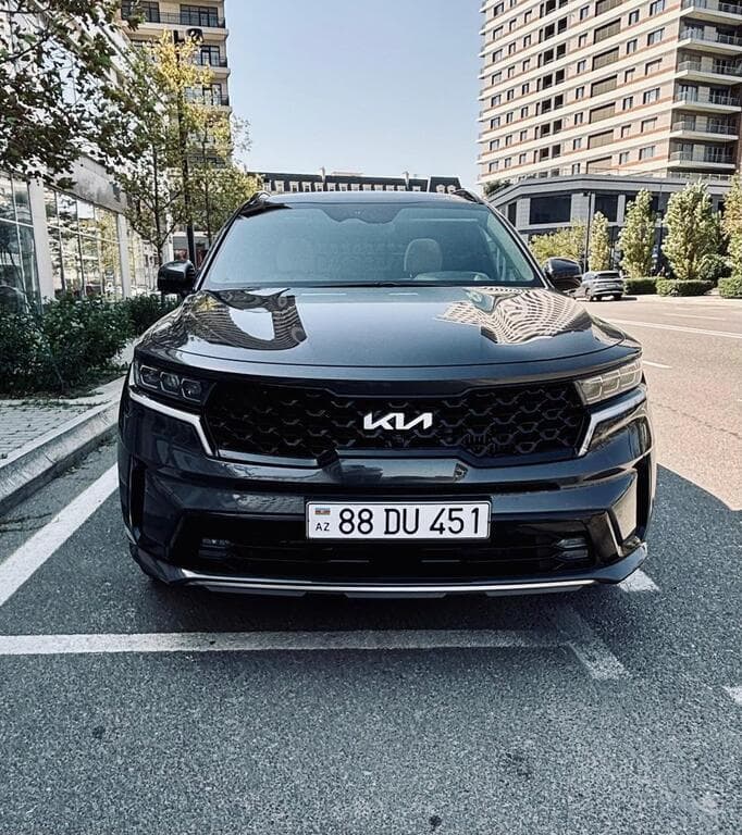 2022 Kia Sorento - Image 1