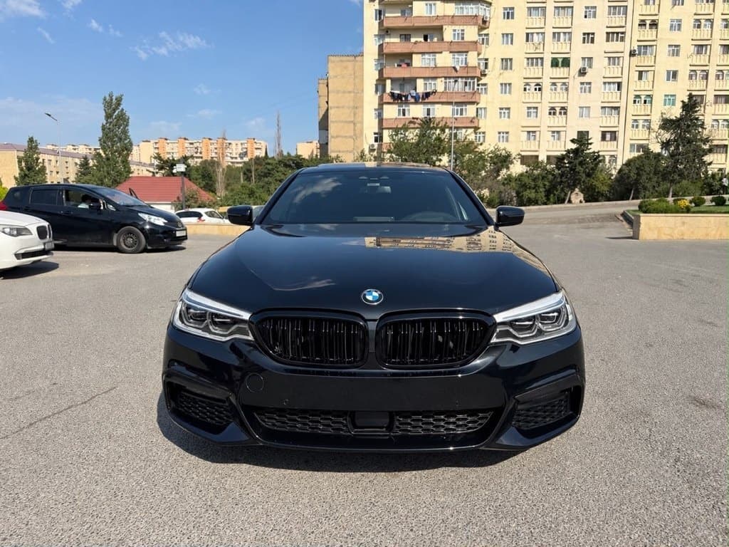 2019 BMW 530 - Image 1