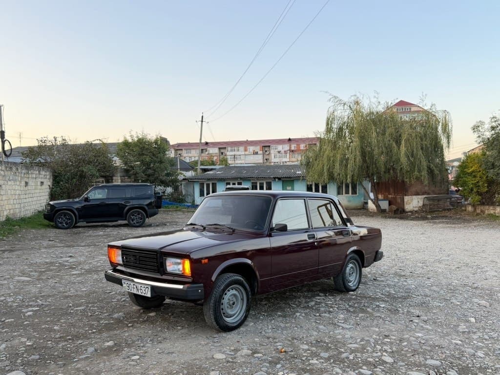 2008 LADA (VAZ) 2107 - Image 1