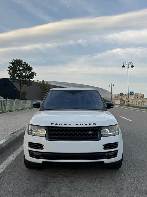 2017 Land Rover Range Rover - Image 1