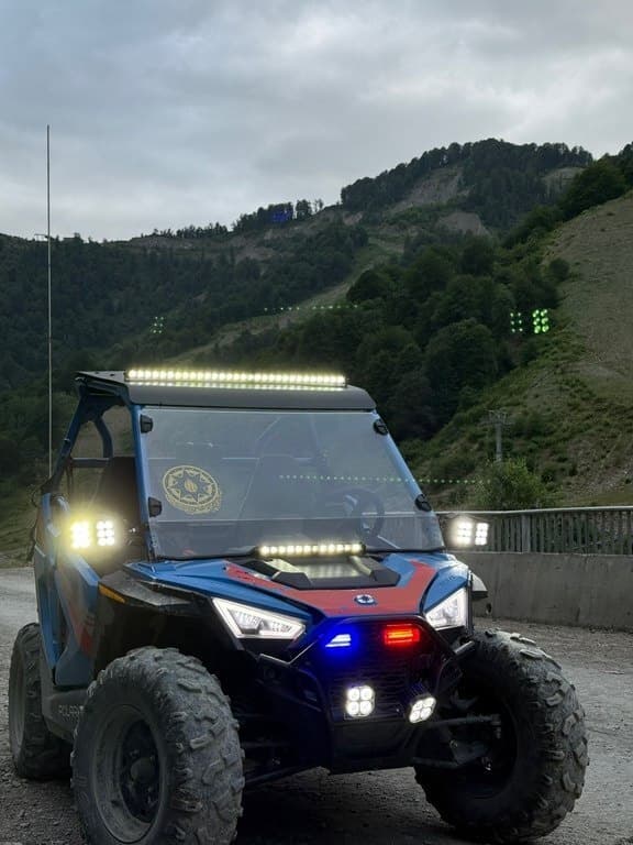 2024 Polaris RZR 200 EFI - Image 1