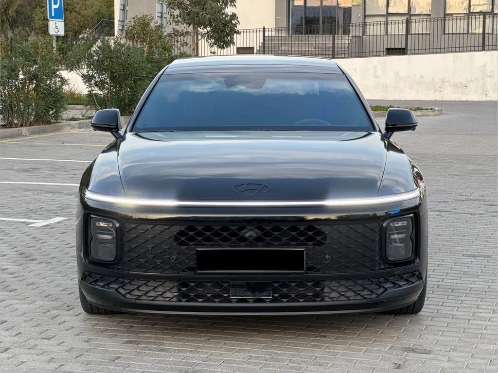 2023 Hyundai Grandeur - Image 1