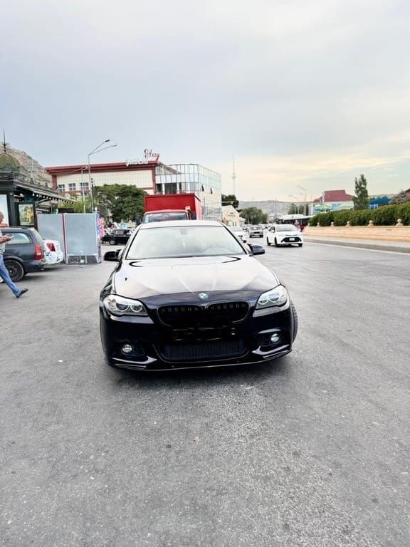 2012 BMW 520 - Image 1