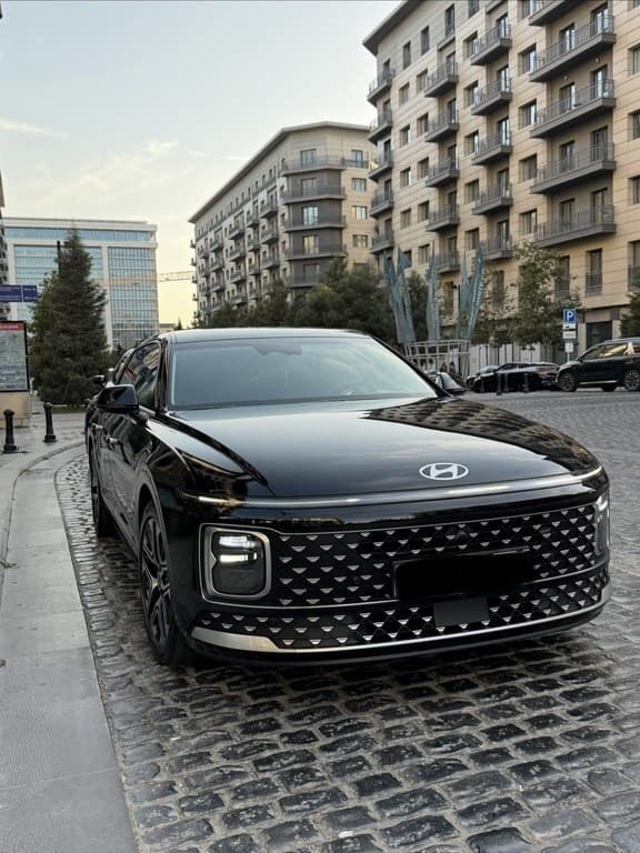2023 Hyundai Grandeur - Image 1
