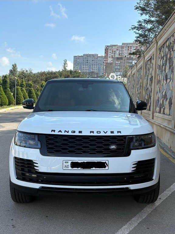 2015 Land Rover Range Rover - Image 1