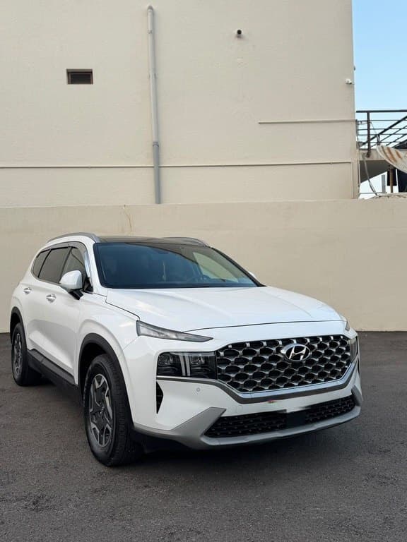2023 Hyundai Santa Fe - Image 1