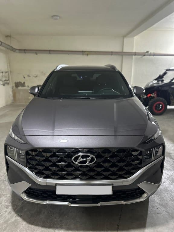 2021 Hyundai Santa Fe - Image 1