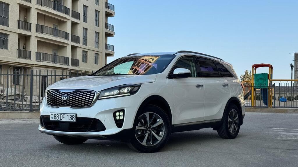2018 Kia Sorento - Image 1