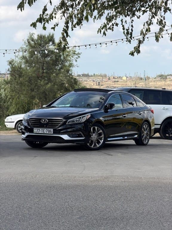 2015 Hyundai Sonata - Image 1