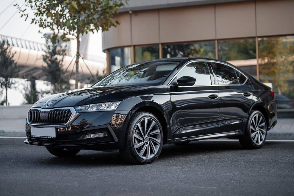 2022 Skoda Octavia - Image 1