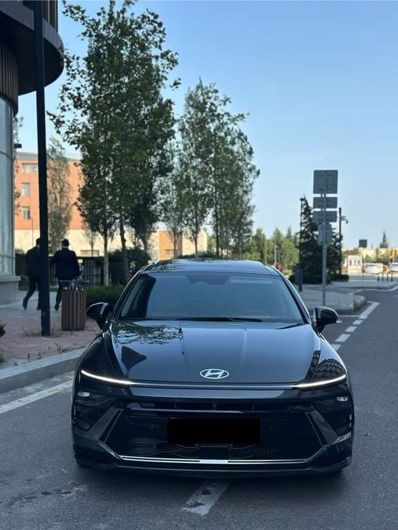 2024 Hyundai Sonata - Image 1