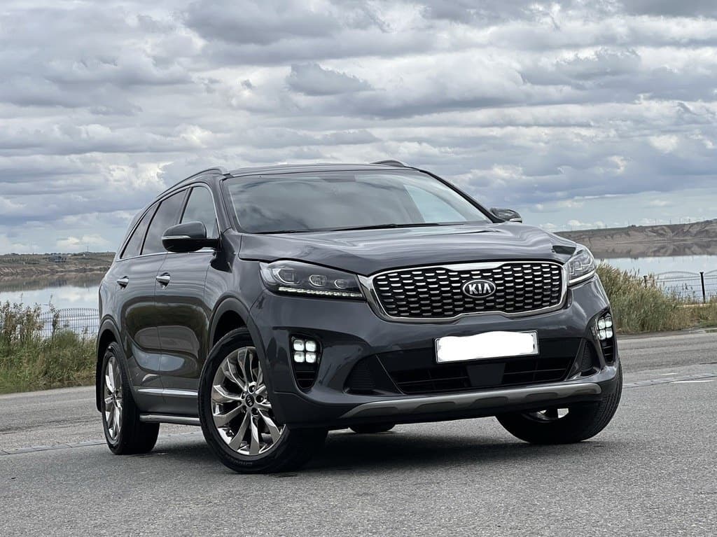 2018 Kia Sorento - Image 1