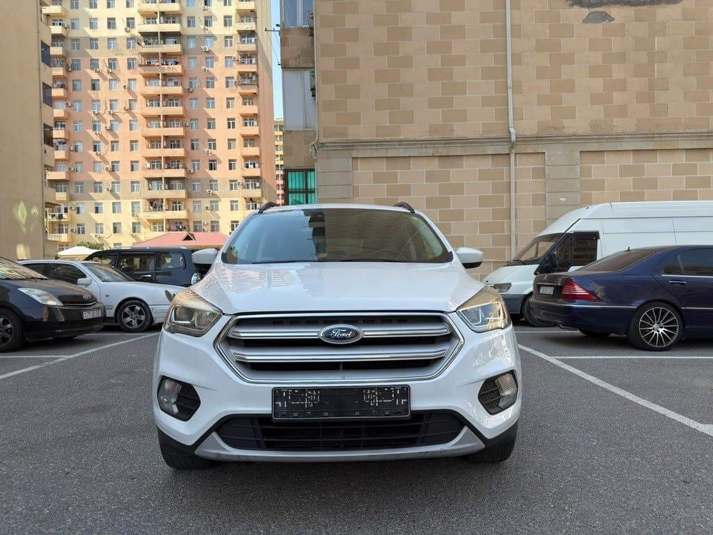 2017 Ford Escape - Image 1