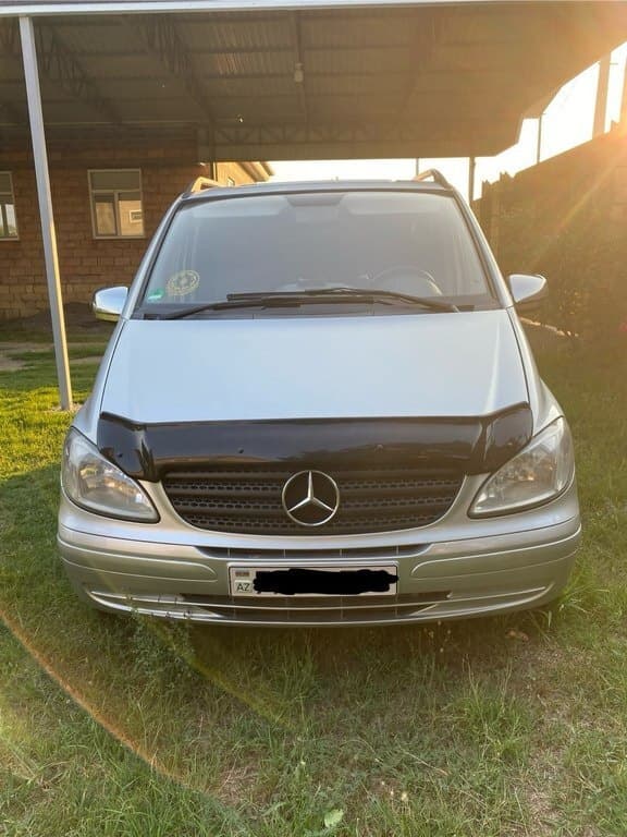 2009 Mercedes Vito 115 CDI - Image 1