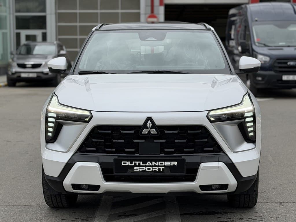 2026 Mitsubishi Outlander Sport - Image 1