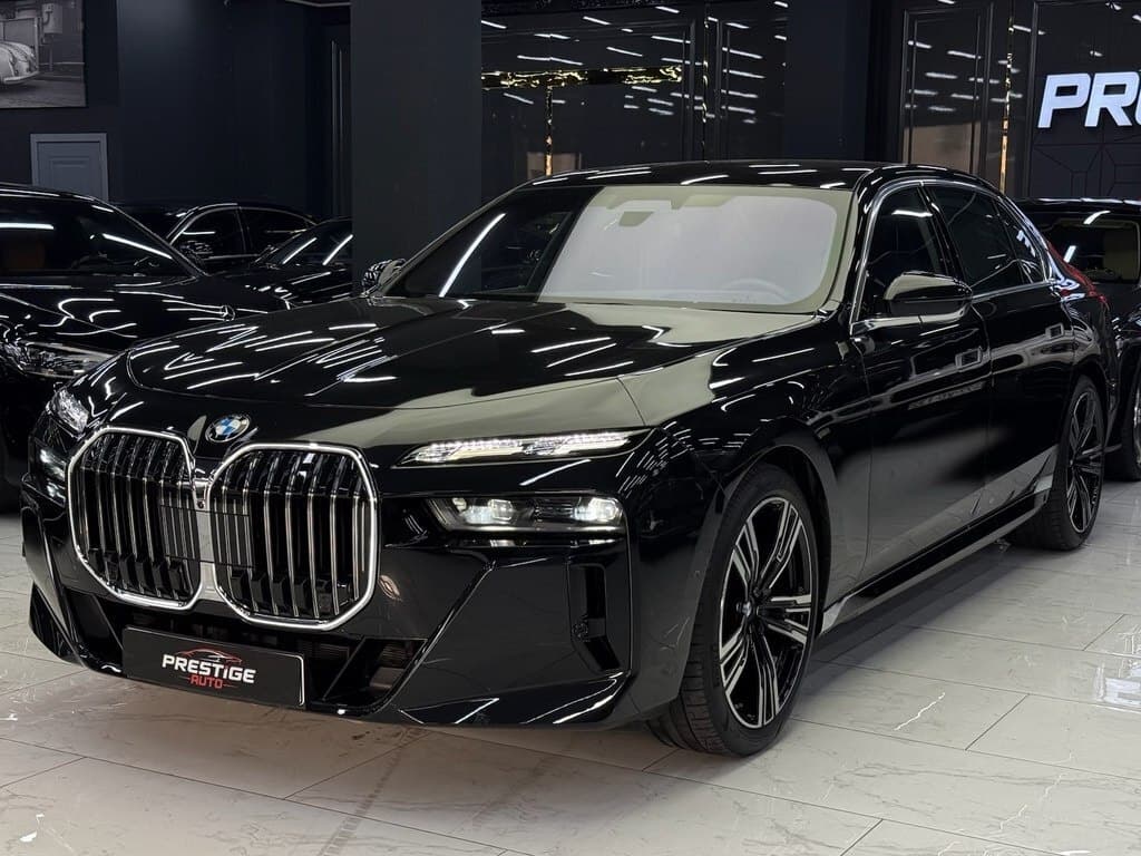 2023 BMW 740 - Image 1