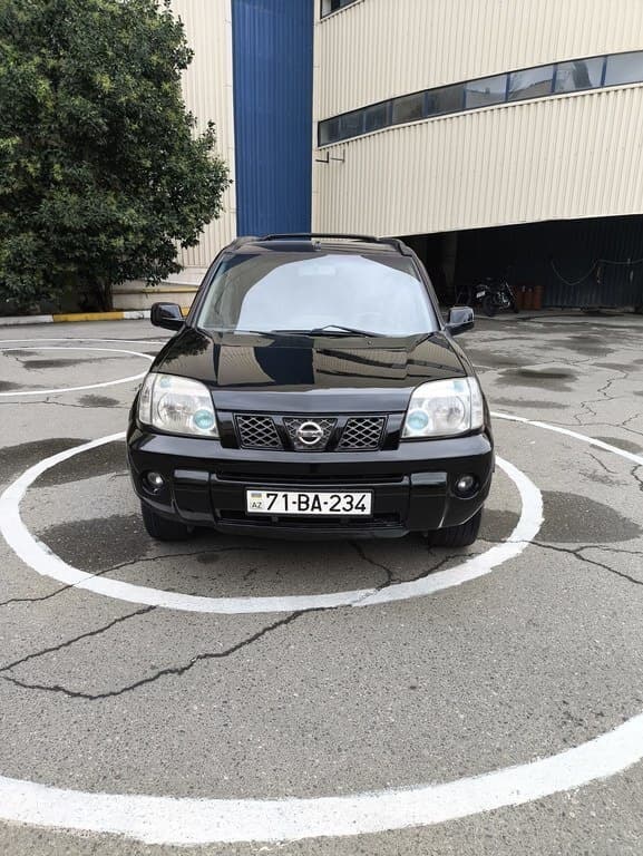 2001 Nissan X-Trail - Image 1