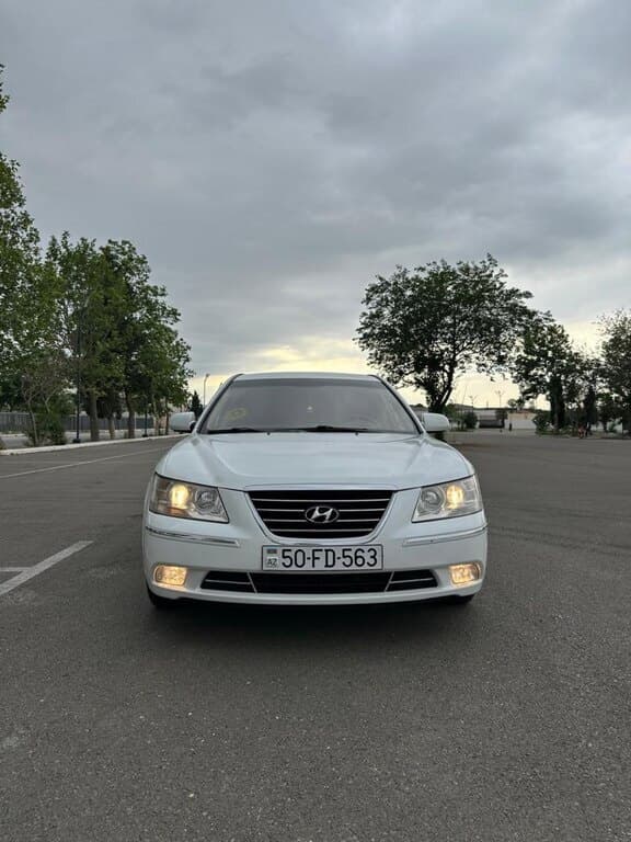 2008 Hyundai Sonata - Image 1