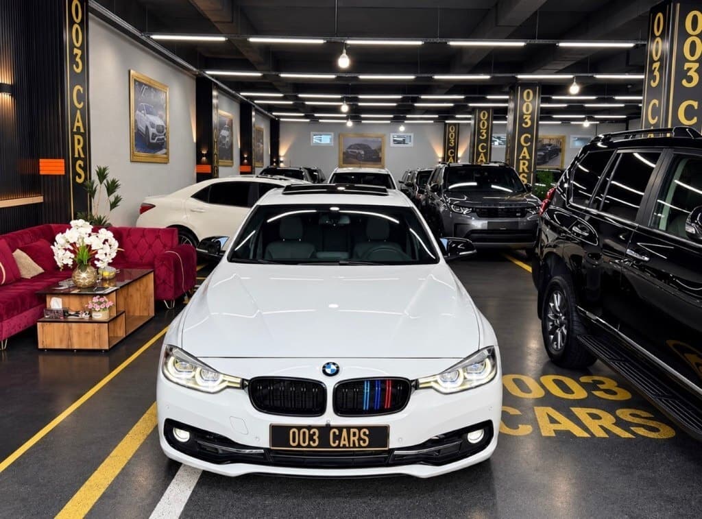 2017 BMW 330 - Image 1
