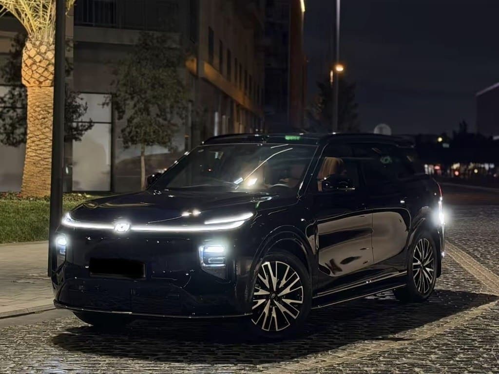 2025 Changan Qiyuan Q07 - Image 1