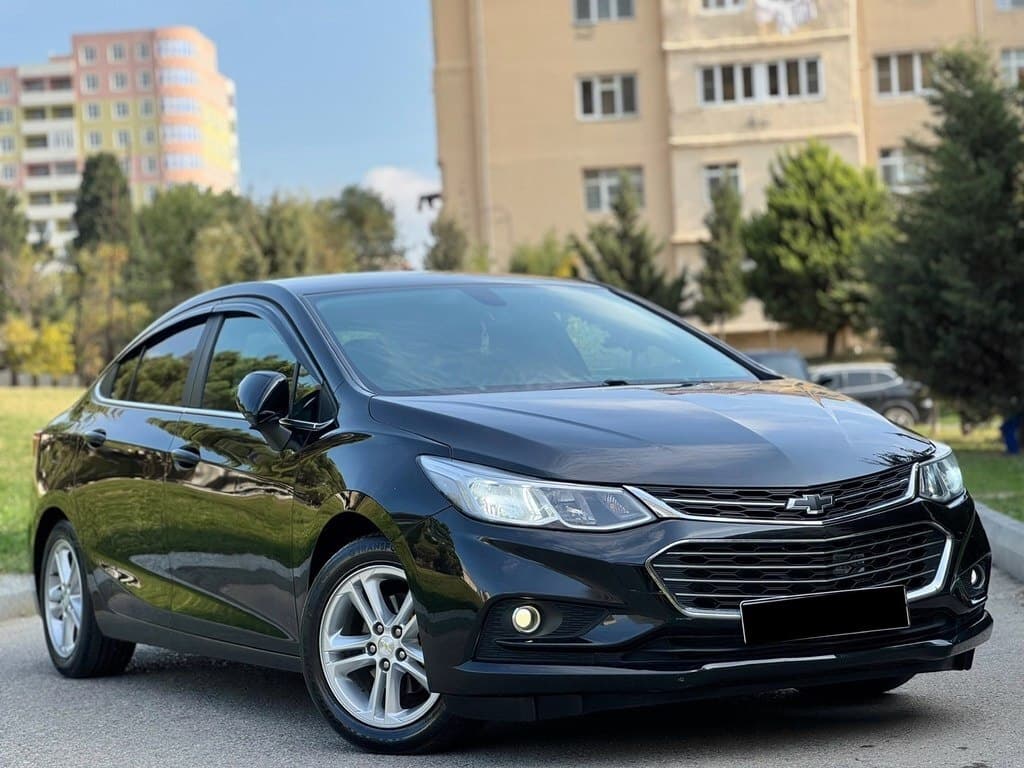 2016 Chevrolet Cruze - Image 1