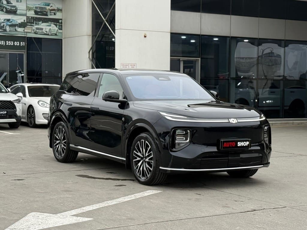 2025 Changan Qiyuan Q07 - Image 1