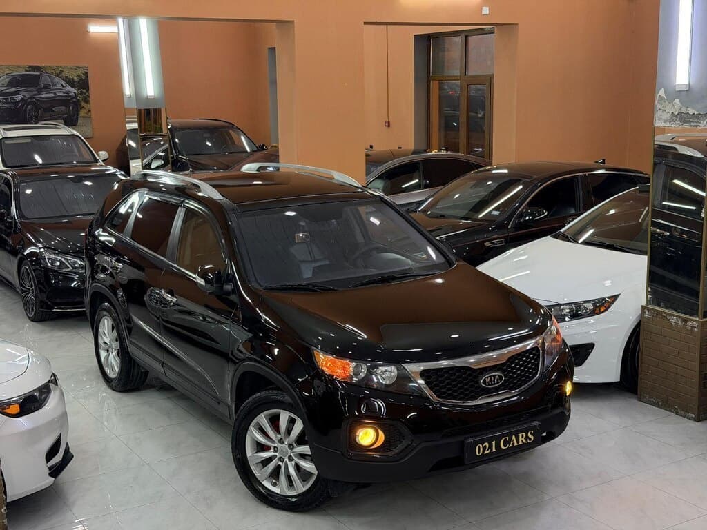 2010 Kia Sorento - Image 1