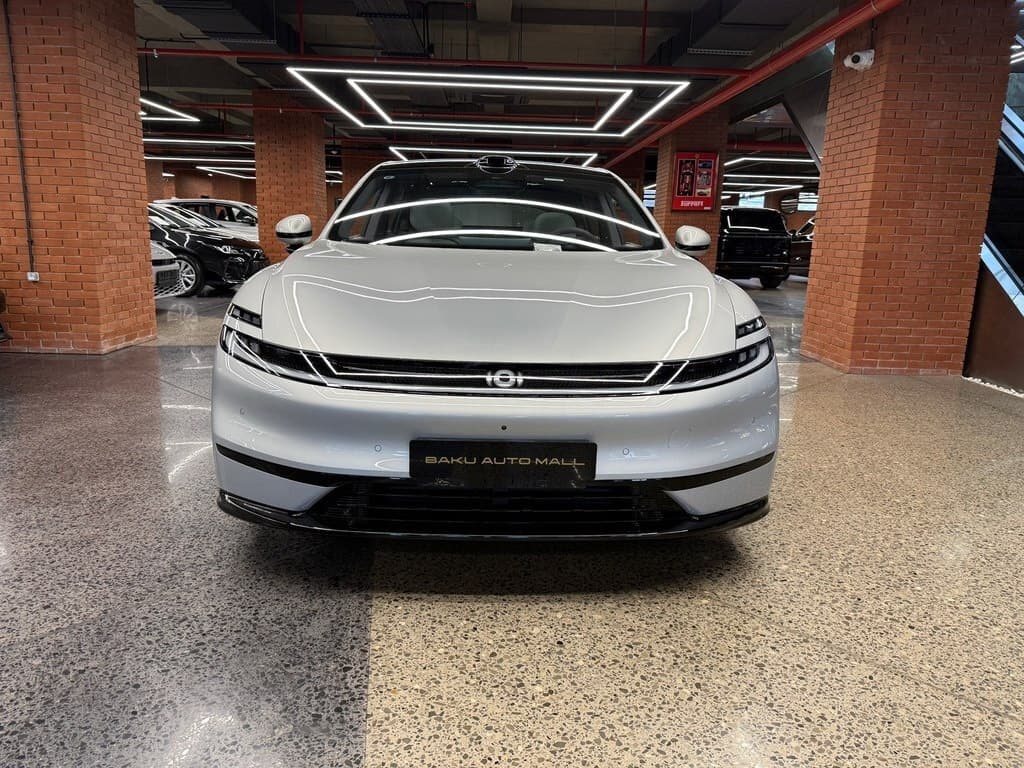 2025 Changan Qiyuan A06R - Image 1