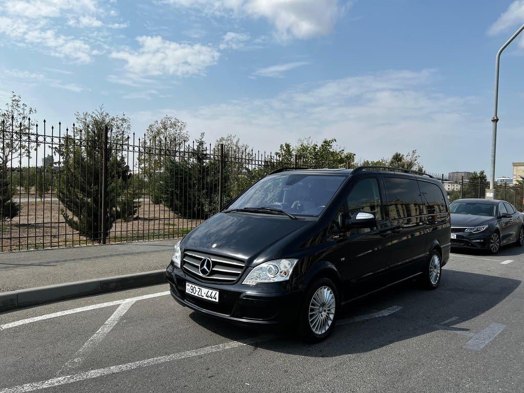 2013 Mercedes Viano - Image 1