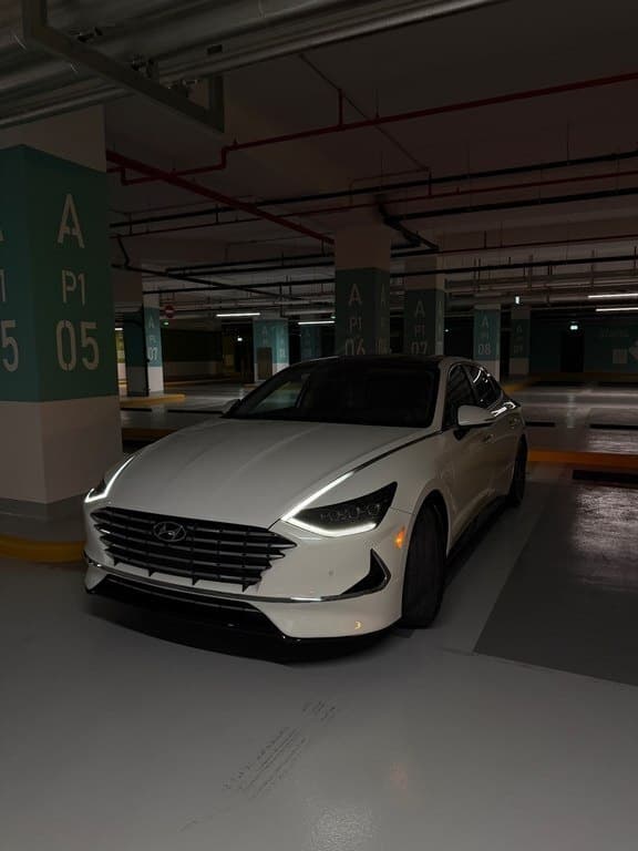 2023 Hyundai Sonata - Image 1