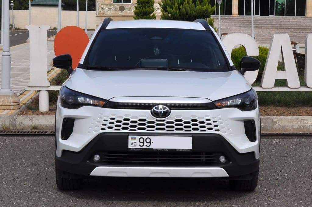 2025 Toyota Corolla Cross - Image 1