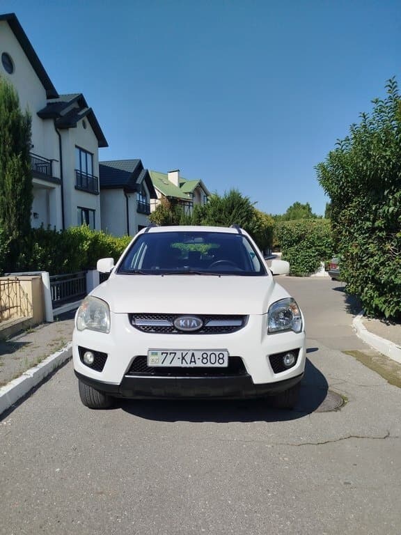 2008 Kia Sportage - Image 1