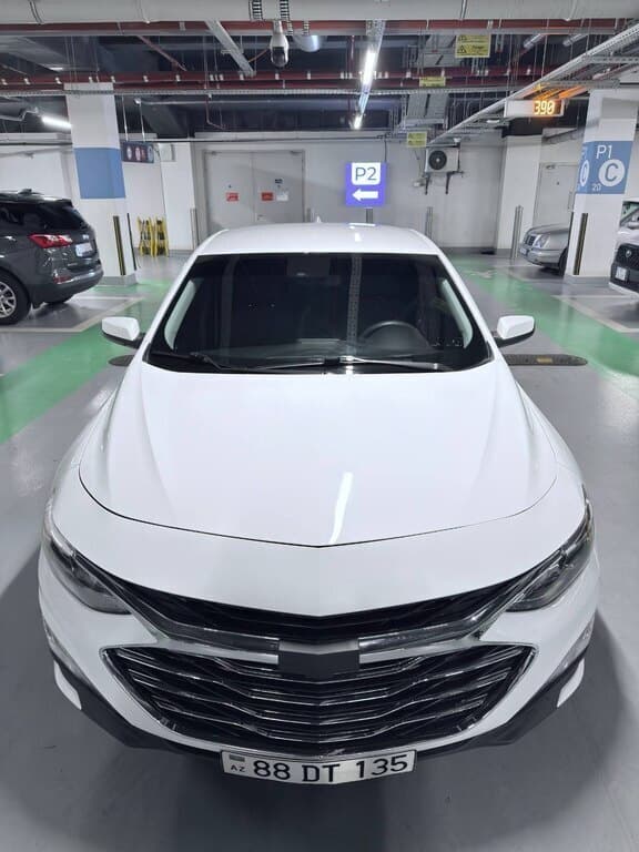 2023 Chevrolet Malibu - Image 1
