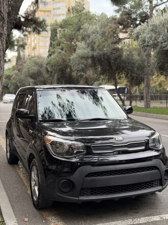2017 Kia Soul - Image 1