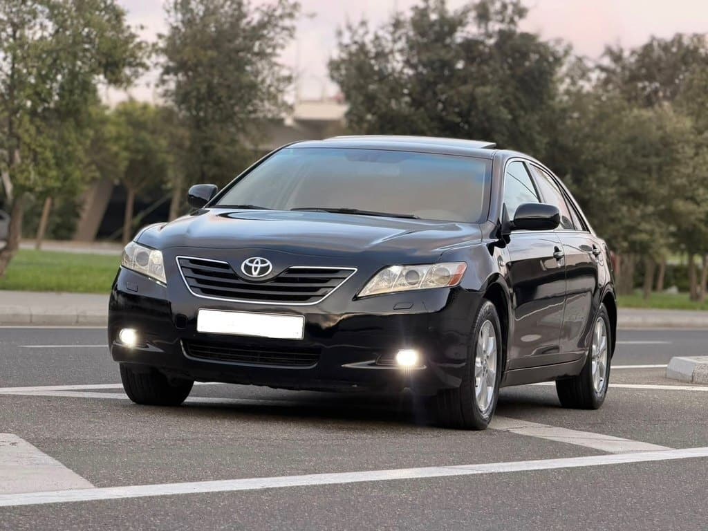 2008 Toyota Camry - Image 1