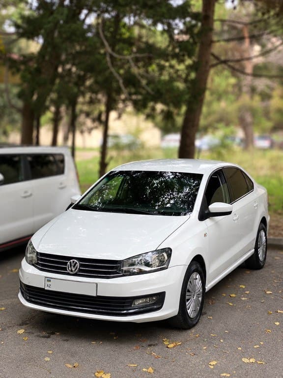 2018 Volkswagen Polo - Image 1