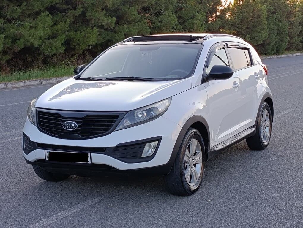 2011 Kia Sportage - Image 1