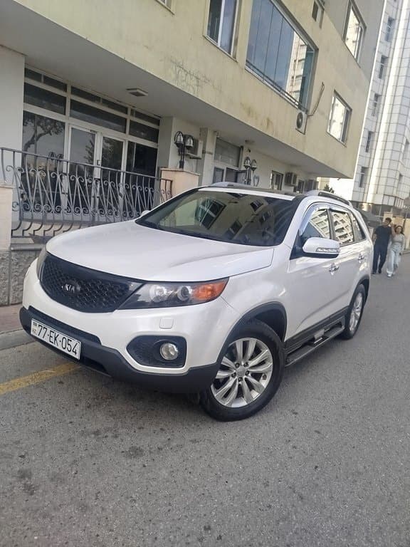 2010 Kia Sorento - Image 1