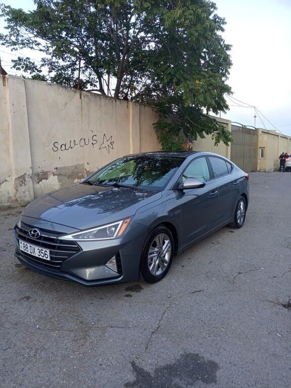 2018 Hyundai Elantra - Image 1