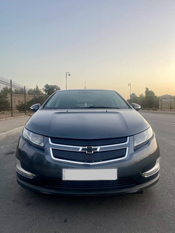 2013 Chevrolet Volt - Image 1